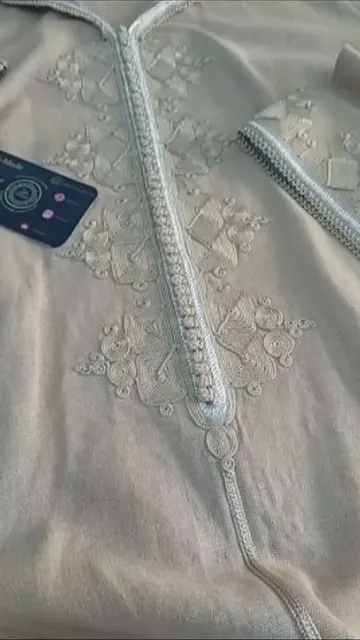 موديل من محل زاهي مود